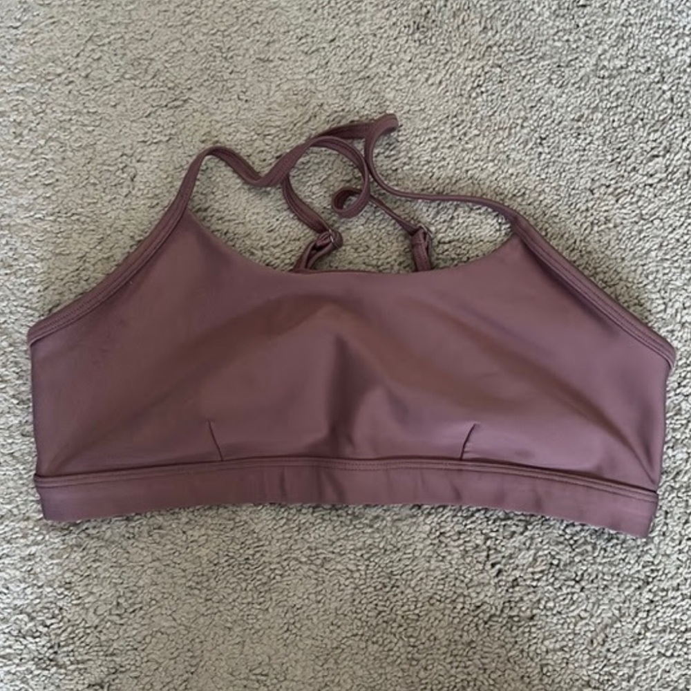 Alo yoga airlift intrigue bra